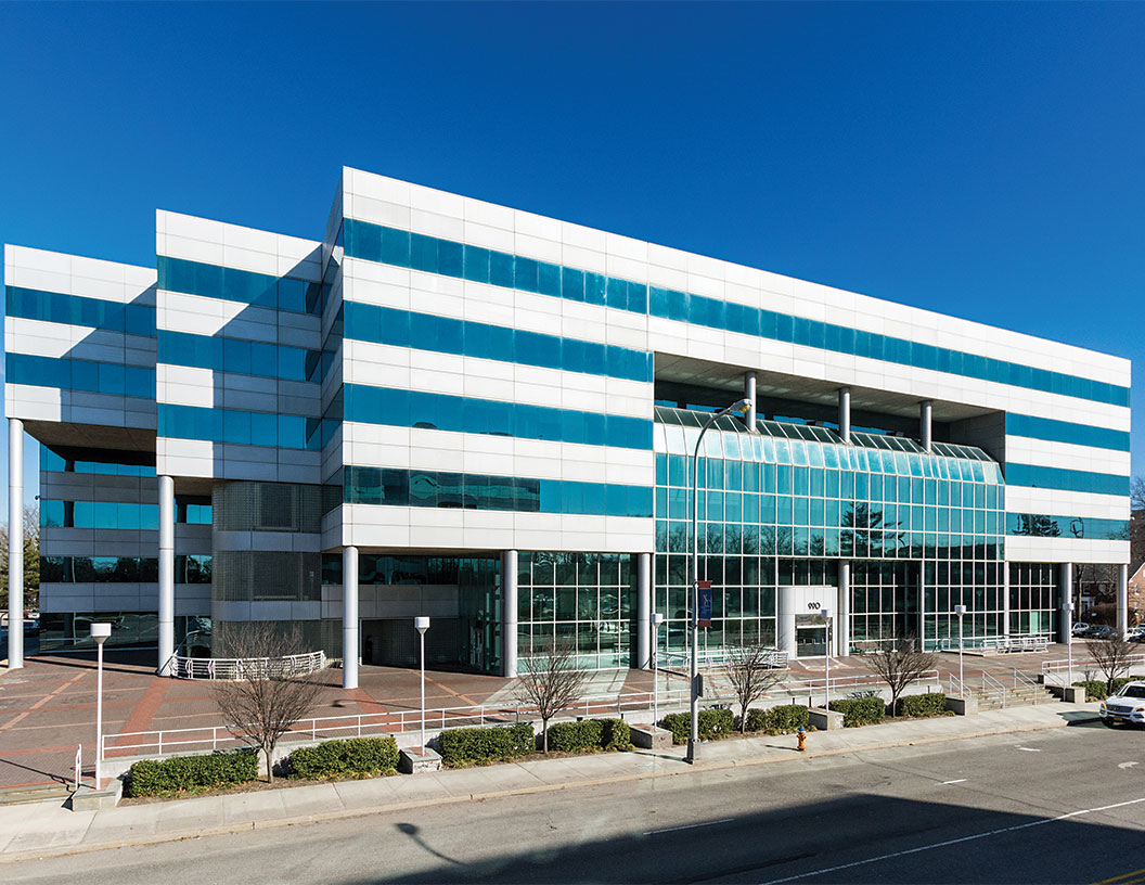 990 Stewart SOLD Onyx Equities, LLC